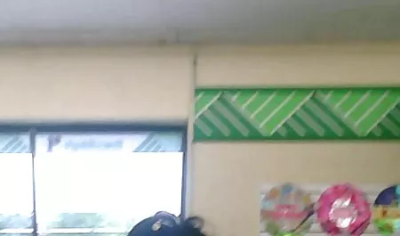 دو گروه سکس کده دختر زیبا و مردی سخت گیر