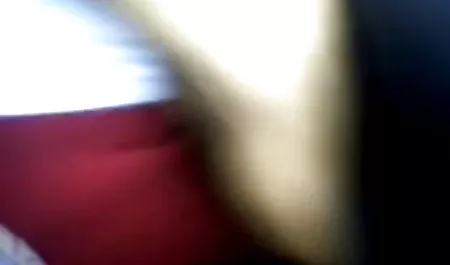 فاحشه اغوا گروه تلگرام سکس چت کننده درآمد و لذت می برد