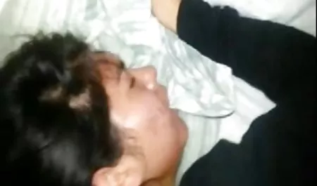 این دختر ژیمناستیک لینک کانال سکسی درتلگرام را در رختخواب با یک مرد ادامه داد