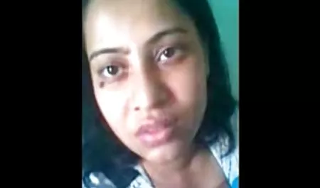 مرد سینه بند و شورت را از بلوند بیرون آورد و با گپ های سکسی تلگرام او رابطه جنسی پرشور داشت
