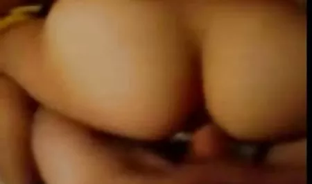 Busty ، ساخت یک کانال تلگرام چت سکسی عوضی سه سیاه پوست را پاره کرد