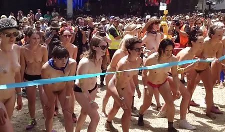 دختر با کانال sexy تلگرام جفت گیری مقعد به دوست خود اطمینان داد
