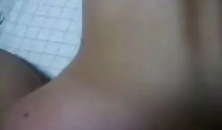 زیبایی به بازیگران گروه صکصی تلگرام آمد و با کارگردان به هتل رفت